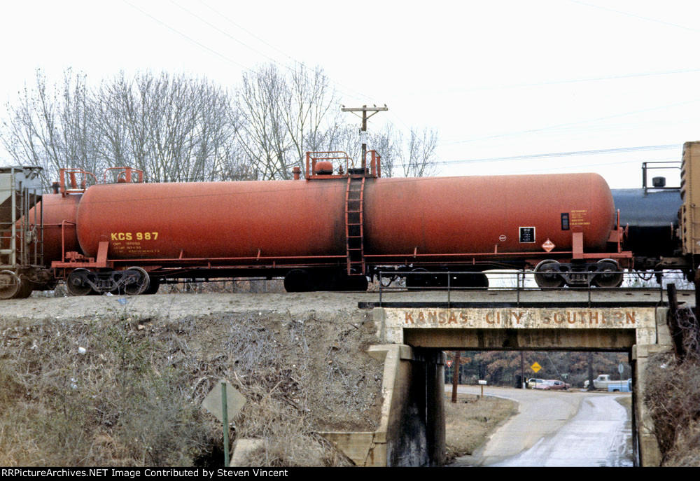 Kansas City Southern diesel service tank KCS #987
